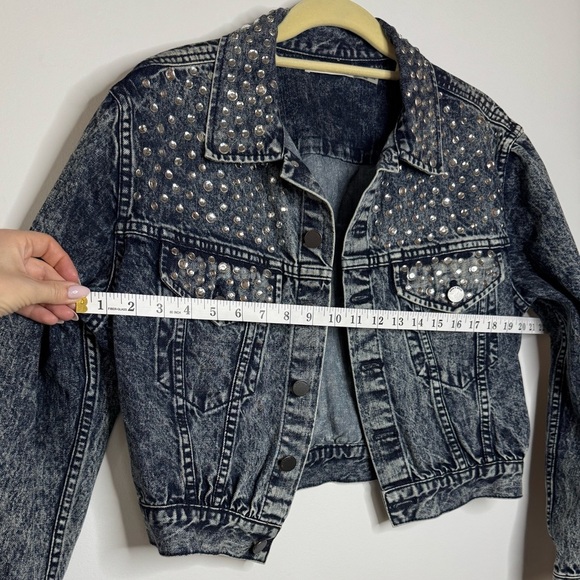 Alice + Olivia Embellished Crystal Denim Jacket – Size M - Picture 7 of 16